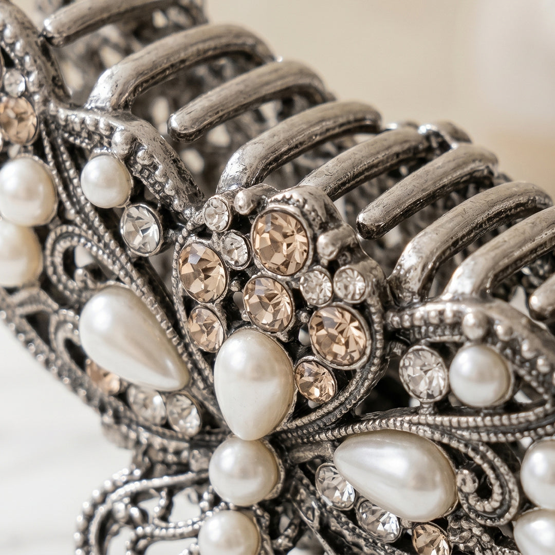 Antiqued Mariposa Pearl Hair Claw